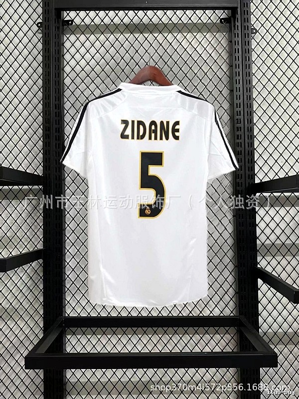 AC Milan Logo Detail Kaka #22 soccer jersey Black Red Striped with Relaxed Feel