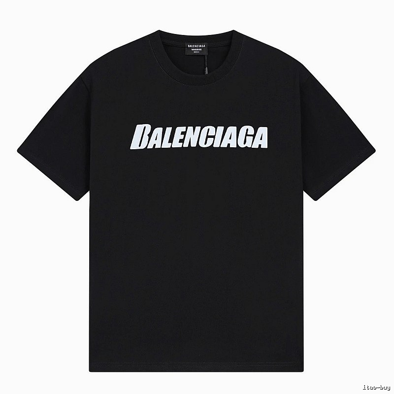 Balenciaga minimalist style black T-shirt