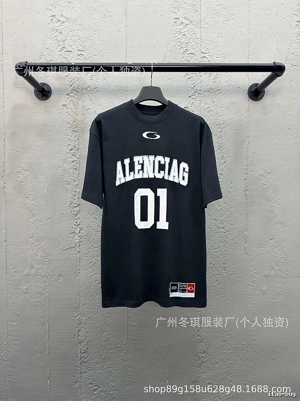 Balenciaga sporty black T-shirt