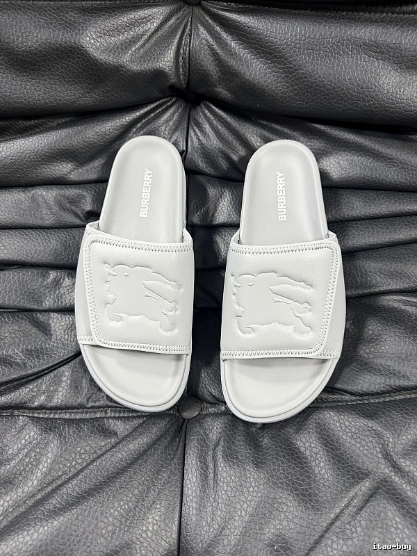 Burberry Equestrian Knight Collection Minimalist Style Light Grey Slide Sandals