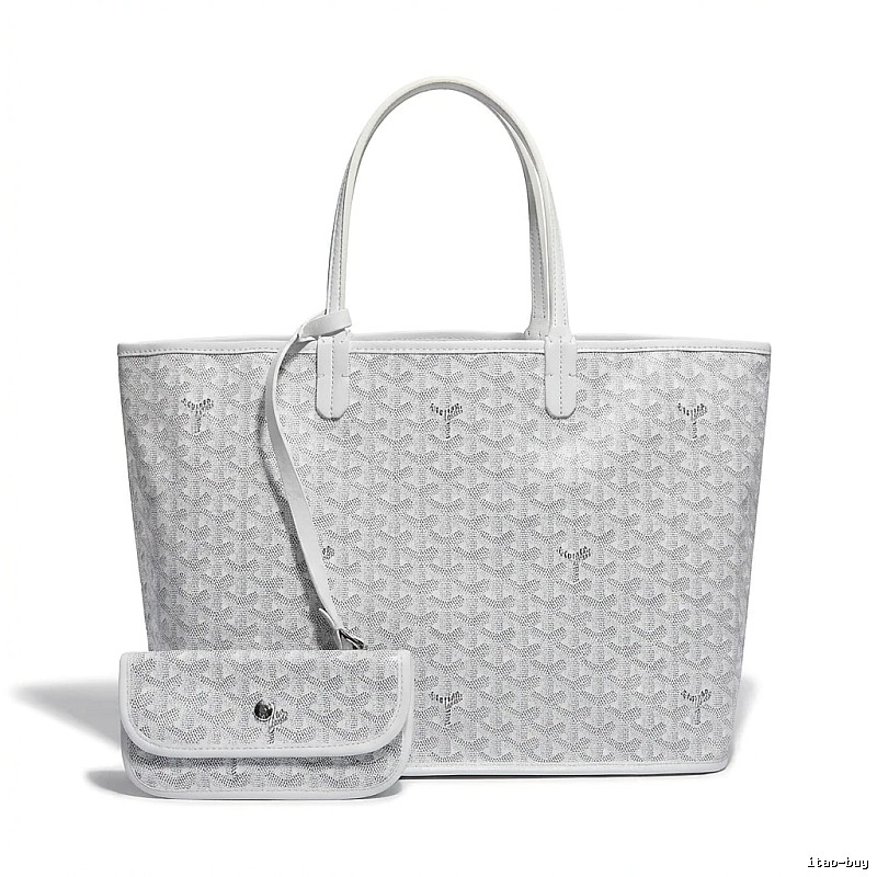 Classic white tote bag of GOYARD