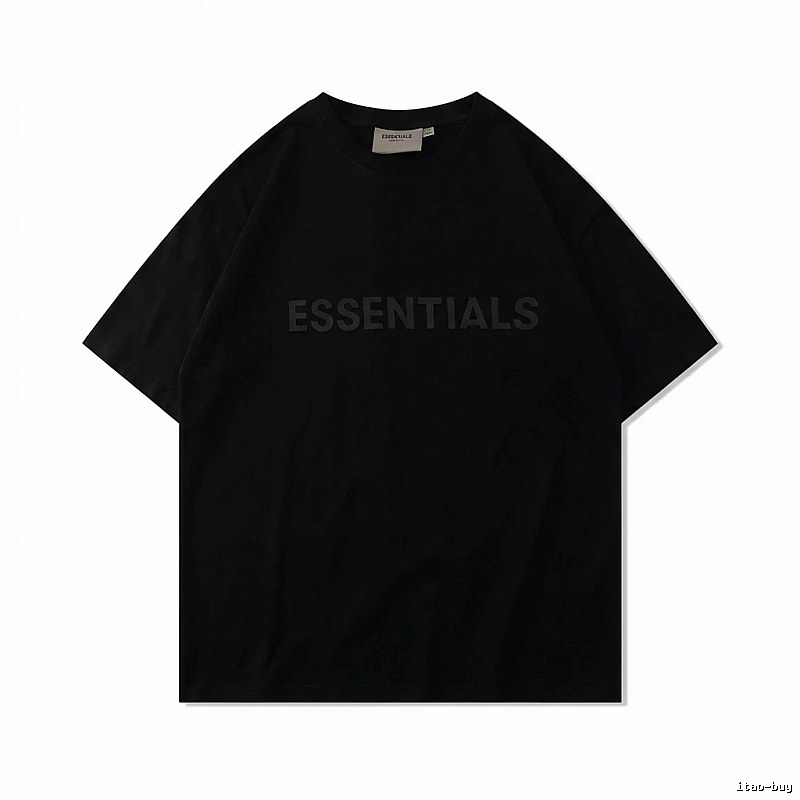 ESSENTIALS minimalist style black short-sleeve