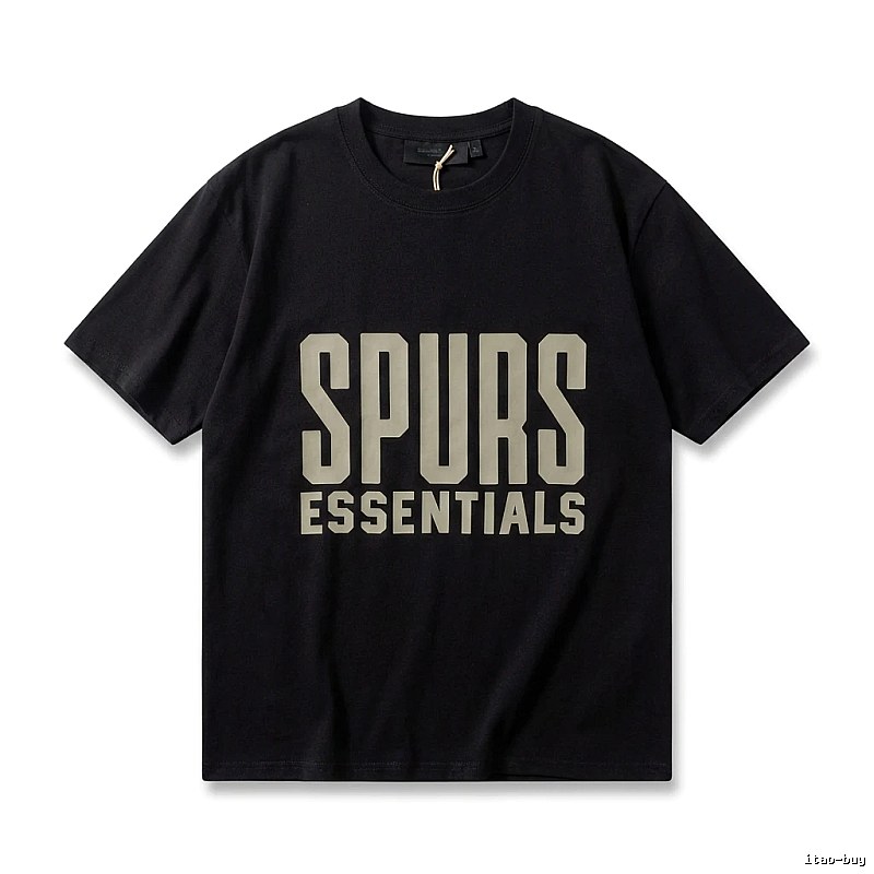ESSENTIALS minimalist style black T-shirt