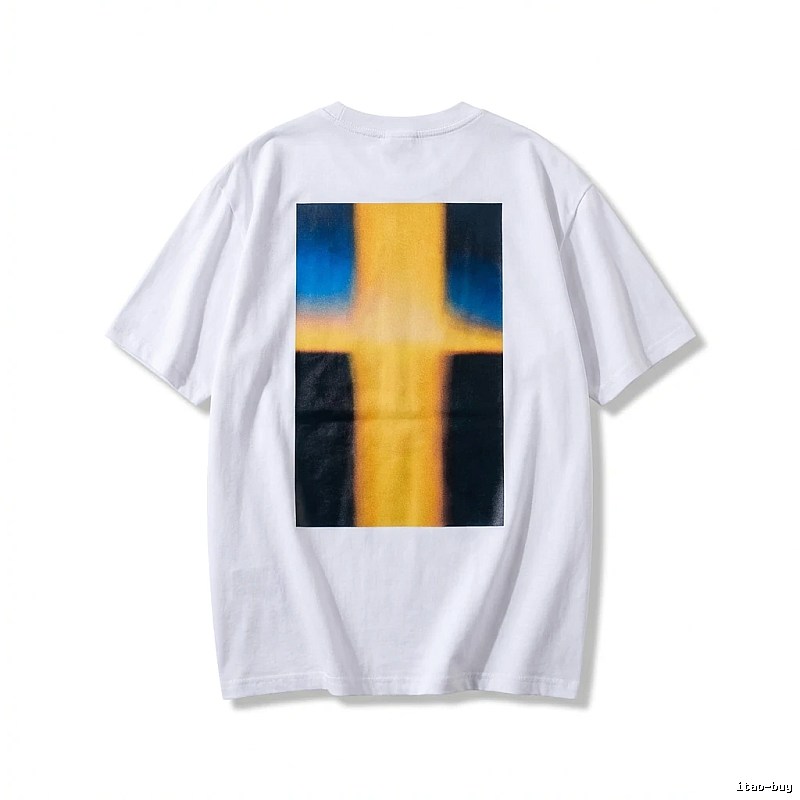 ESSENTIALS minimalist style white T-shirt