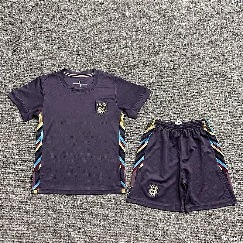 Germany Travel Soccer jersey set White Germany Football with Soft Visual Tone