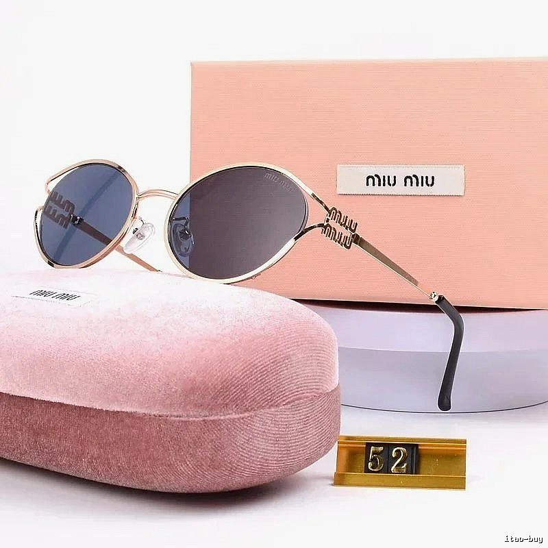 Miu Miu Logo Detail Oversized sunglasses Black Oval Sunglasses with Relaxed Feel