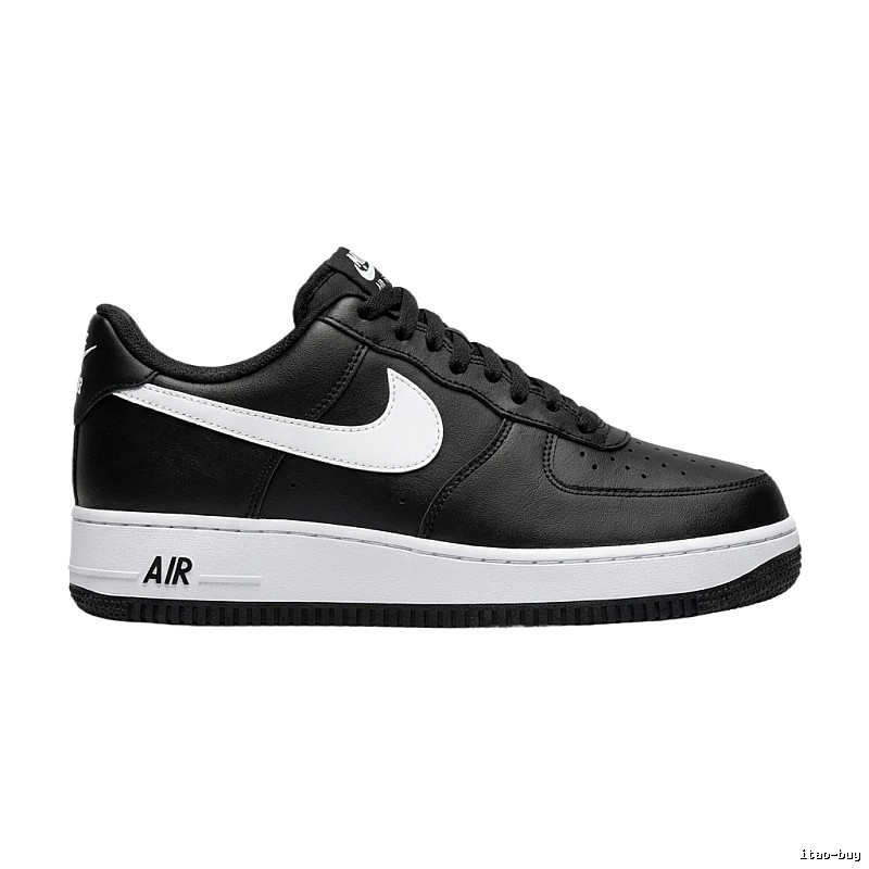 Nike Air Force 1 black and white trendy sneakers