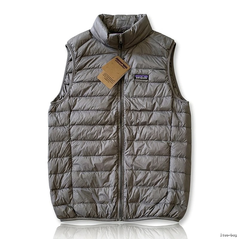 Patagonia Down Vest in Casual Grey