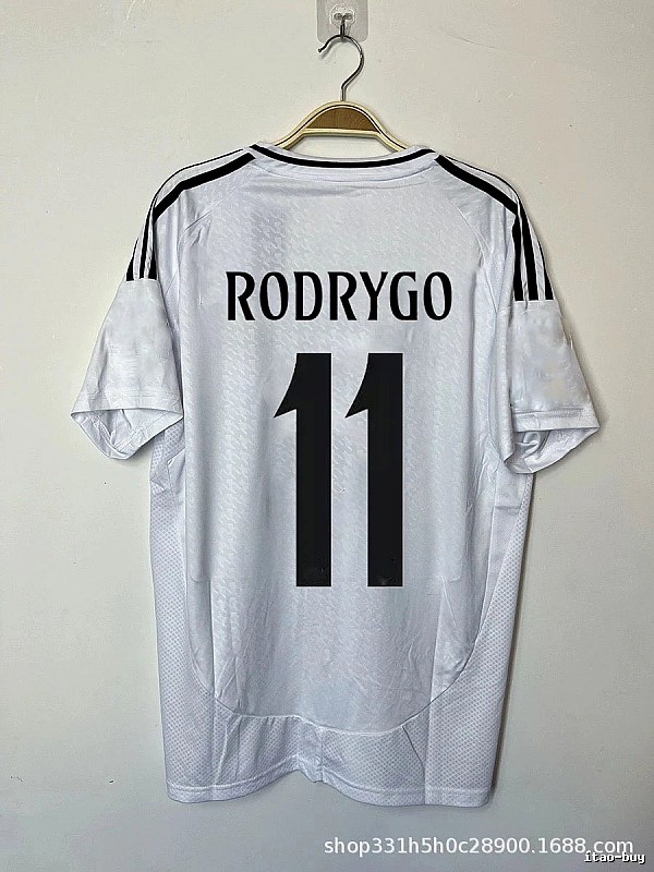 Real Madrid Patterned Bellingham #5 soccer jersey White Real Madrid with Polished Detail