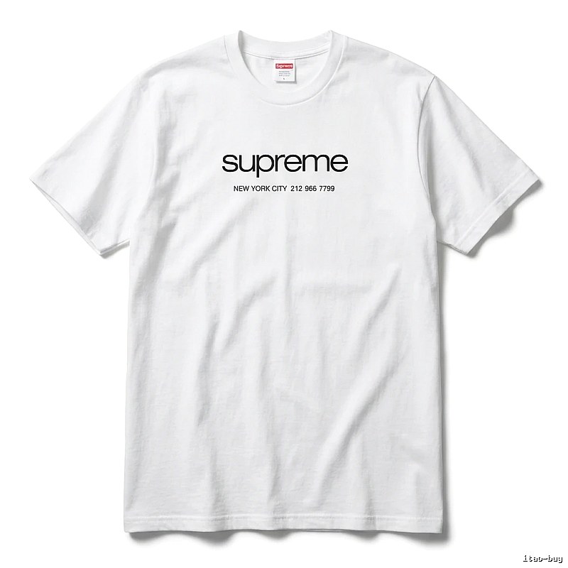 Supreme minimalist style white T-shirt
