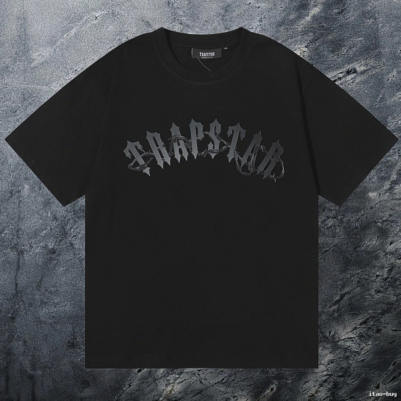 Trapstar Daily Keys graphic T-shirt Black White Key for City Outfits