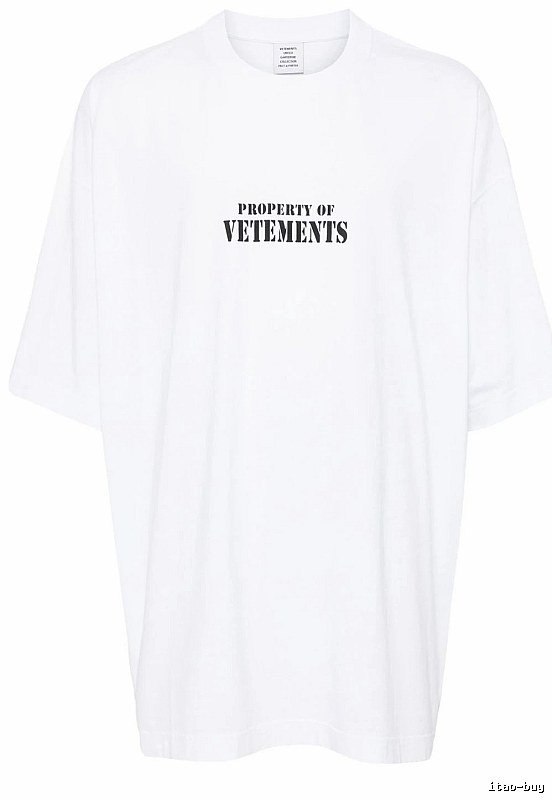 Weekend Statement graphic T-shirt Black Colorful Lucky for Weekend Wear