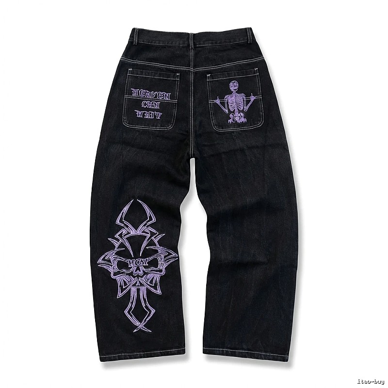 Y2K-style black trendy and cool jeans